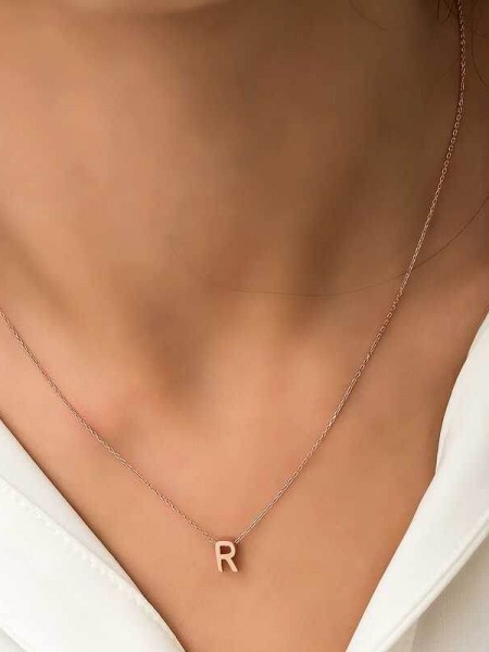 Gümüş Rose 3 Boyutlu R Harf Bayan Kolye