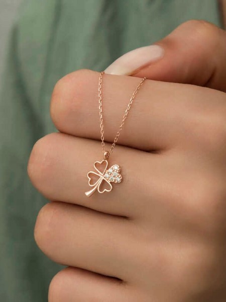 Gümüş Rose Kalpli Dört Yapraklı Yonca Kadın Kolye